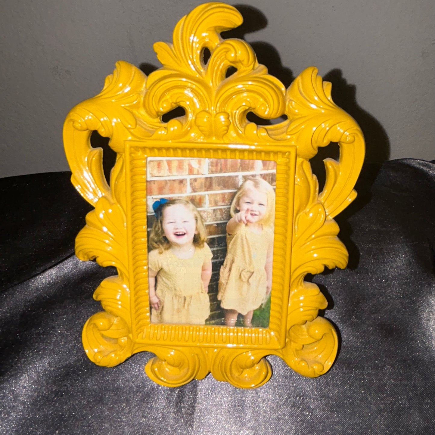 Yellow Victorian style Picture Frame (3x4)