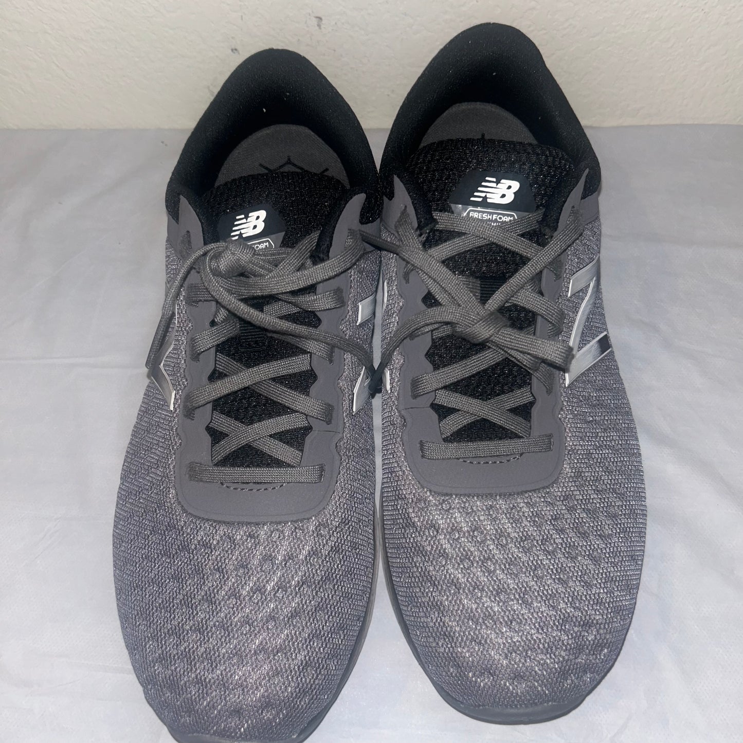 New balance, gray sneakers, men’s size 9.5