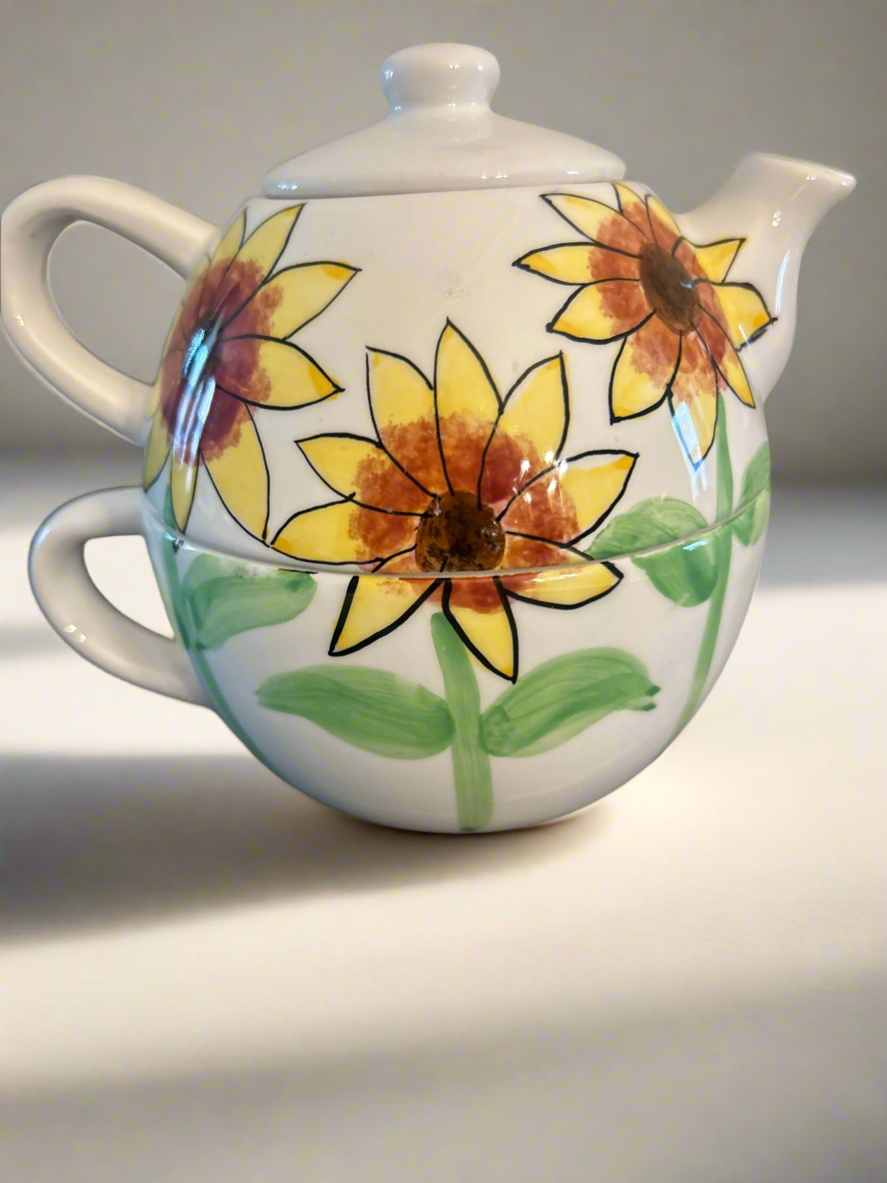 Sunflower Design Ceramic Tea for one teapot
