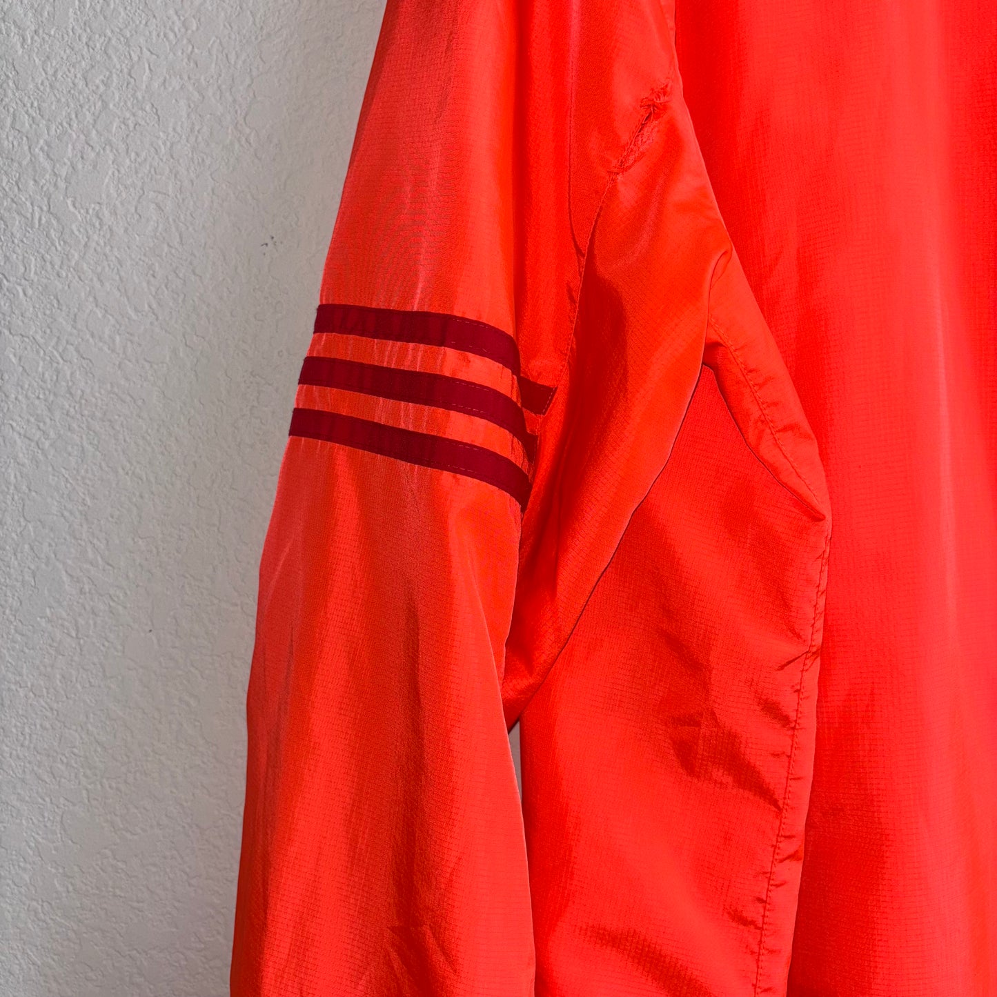 Adidas neon orange windbreaker, lightweight size XL men’s reflective