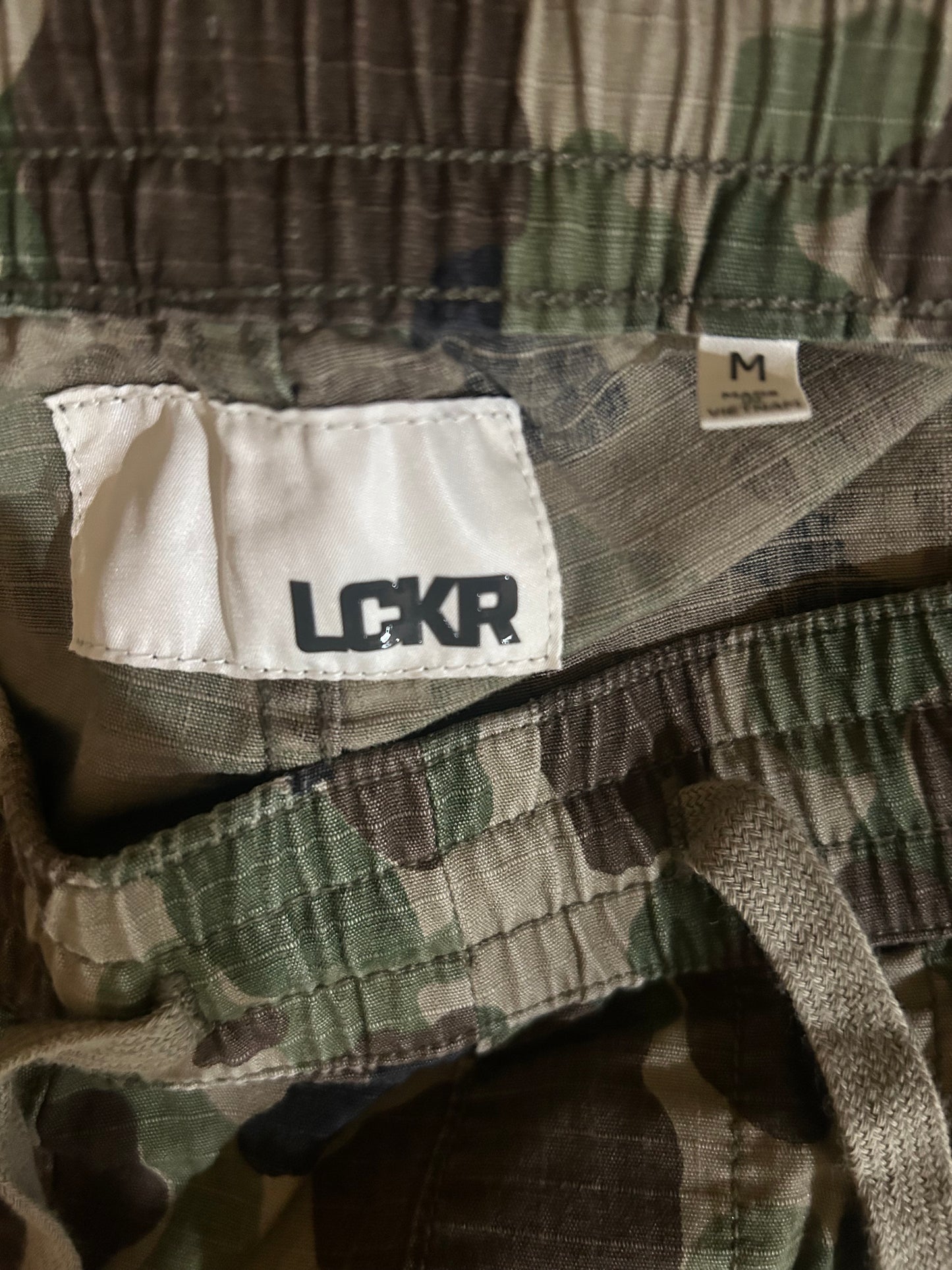 LCKR Camo Pants Size Medium