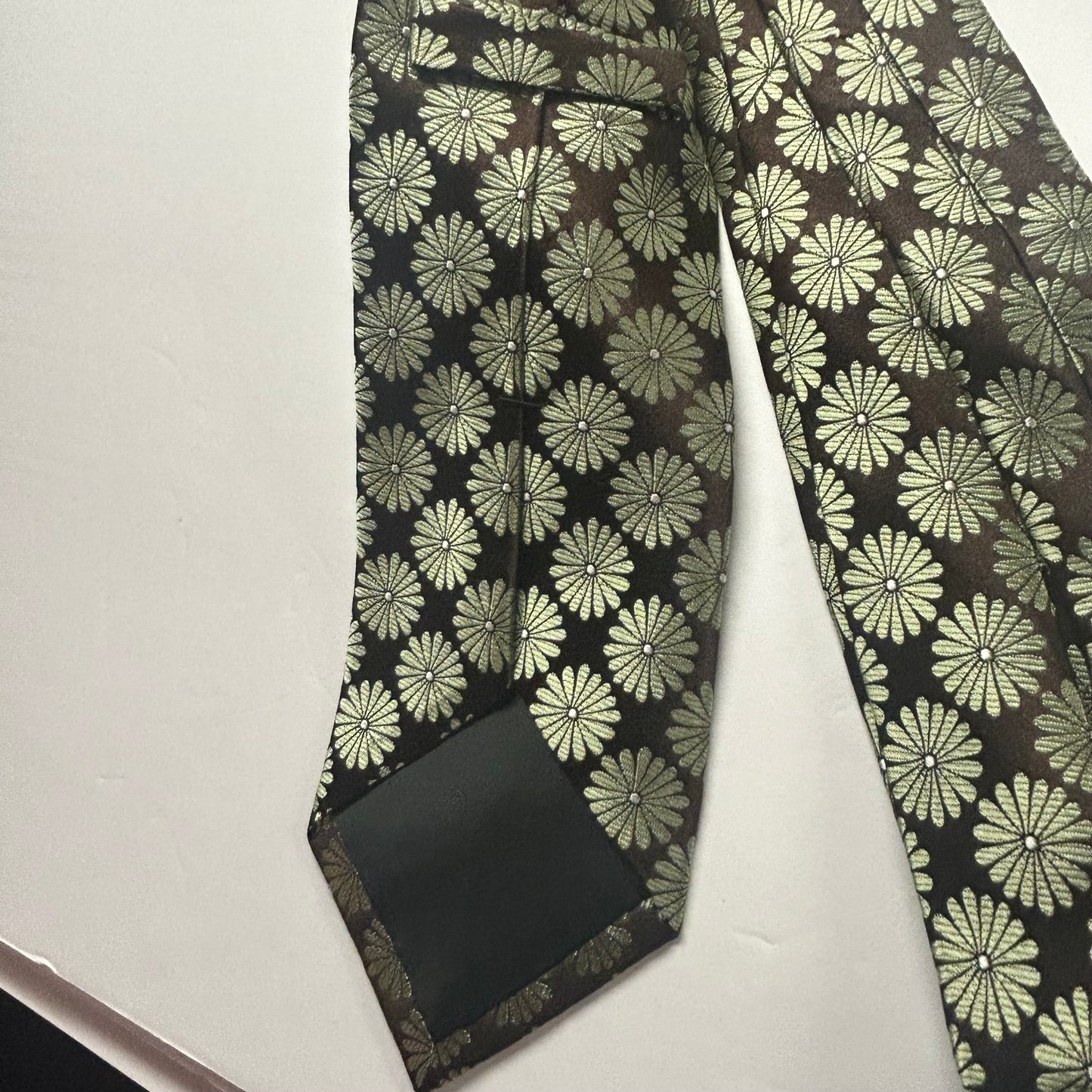 Brown and Mint Green Floral Design Men’s Tie