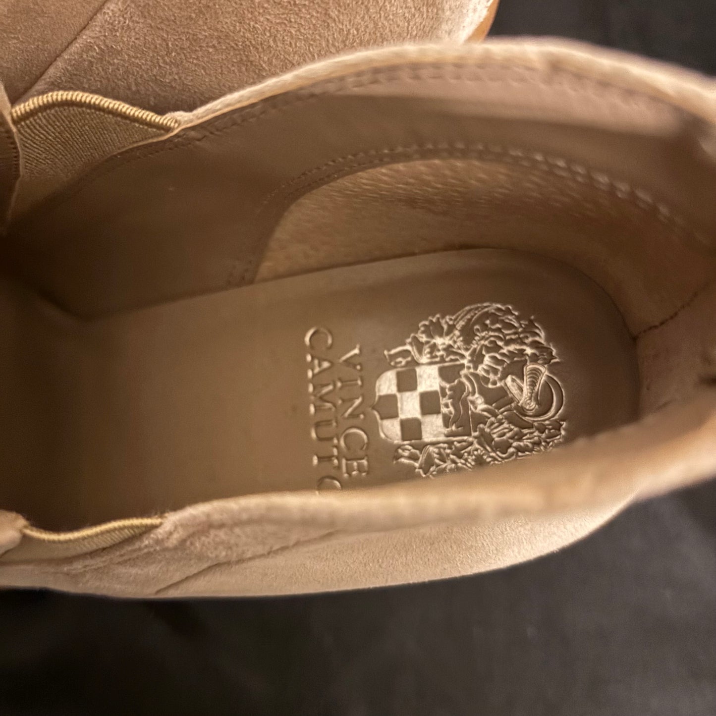 Vince Camuto tan suede leather ankle boot women’s size 11