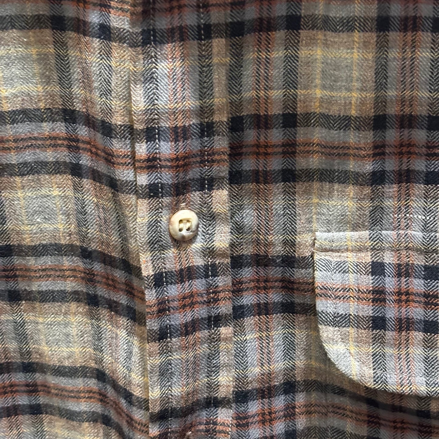 Viyella by Gant Tan and Black Plaid Button Down Long Sleeve Shirt Men’s