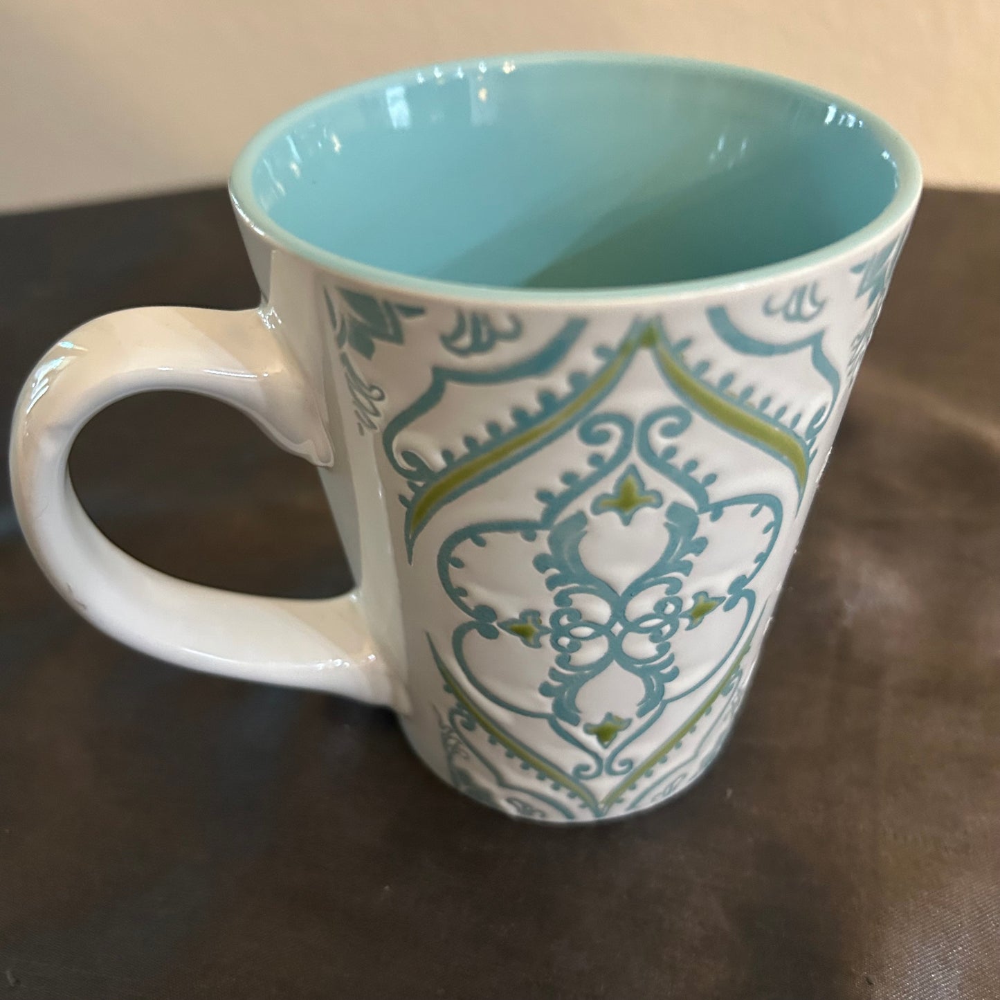Mug Blue and White damask styled  8oz