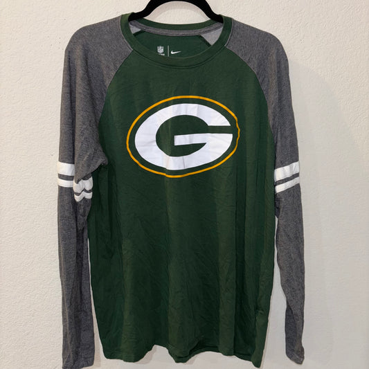 Long Sleeve Green Bay Packers Shirt w/ Gray and white striped Sleeves size large
