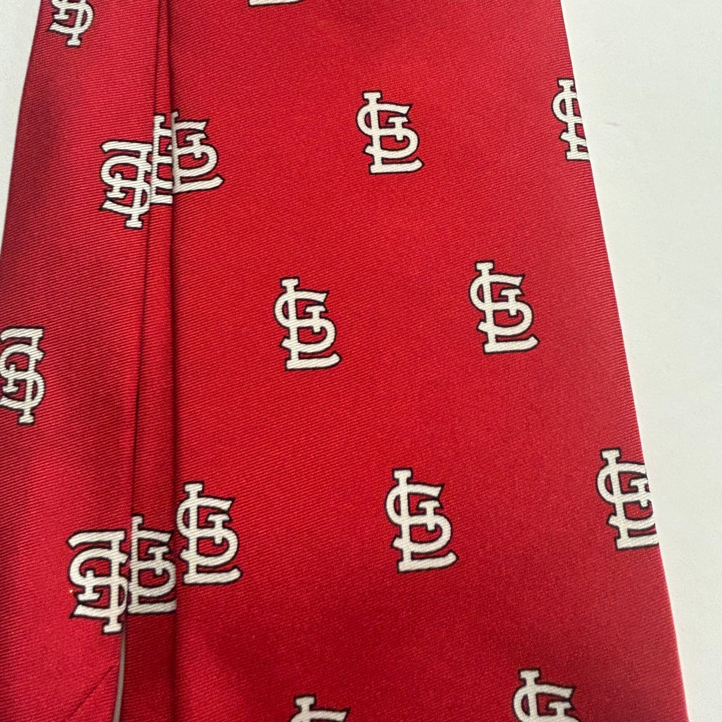 Red St. Louis Cardinals Men’s Tie