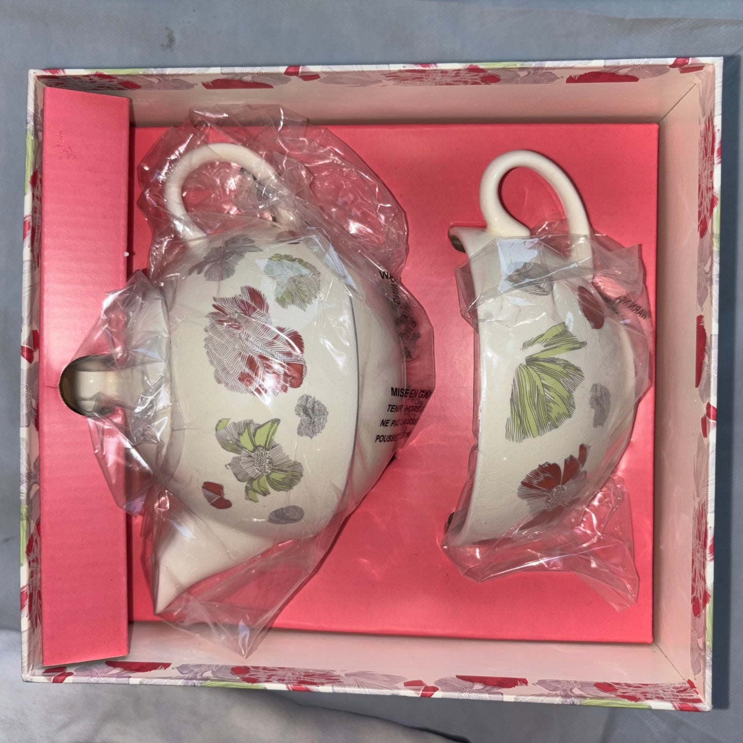 Crabtree and Evelyn ceramic tea cup set NWT
