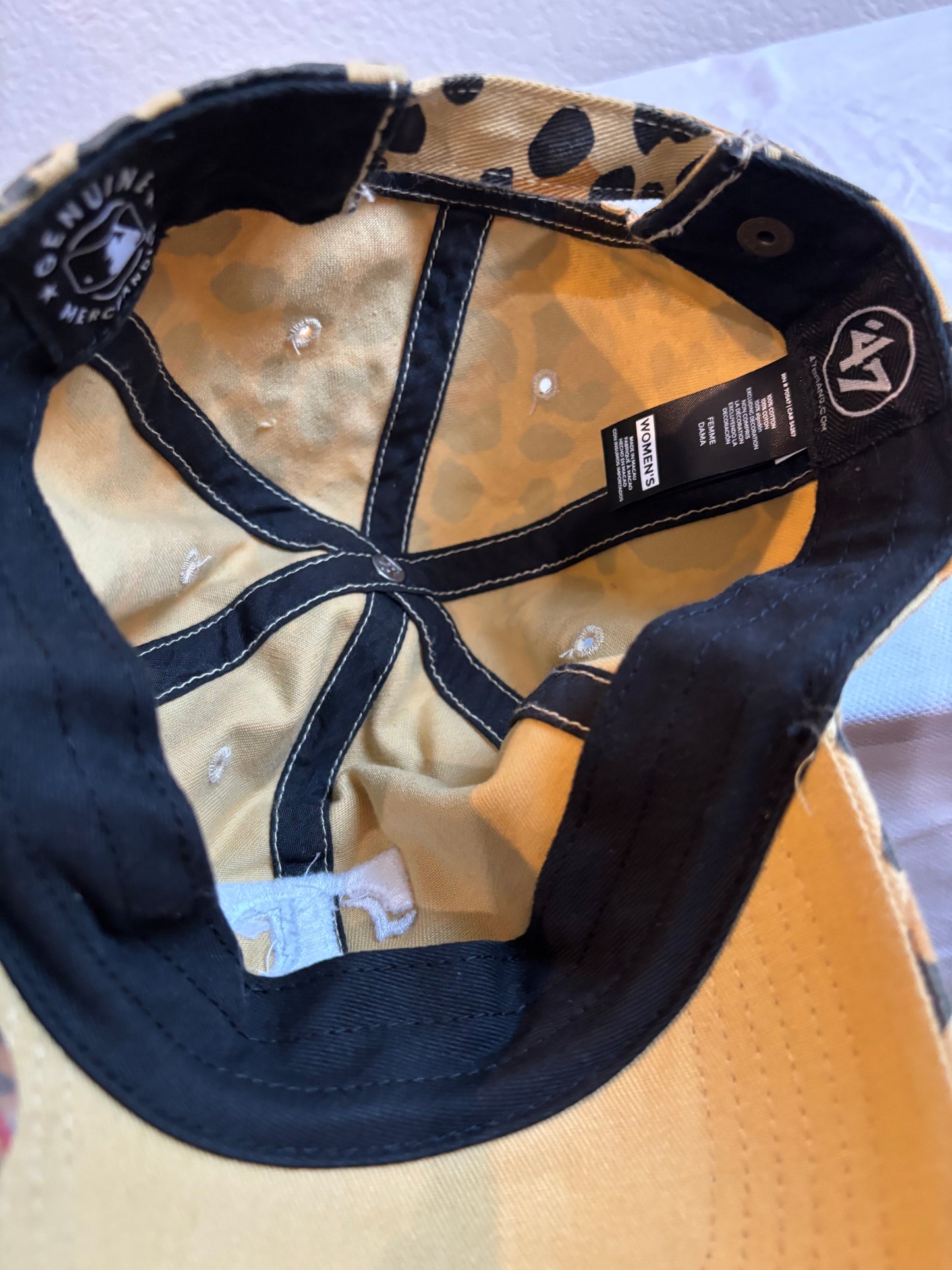 Women’s leopard Texas Rangers adjustable baseball hat by 47