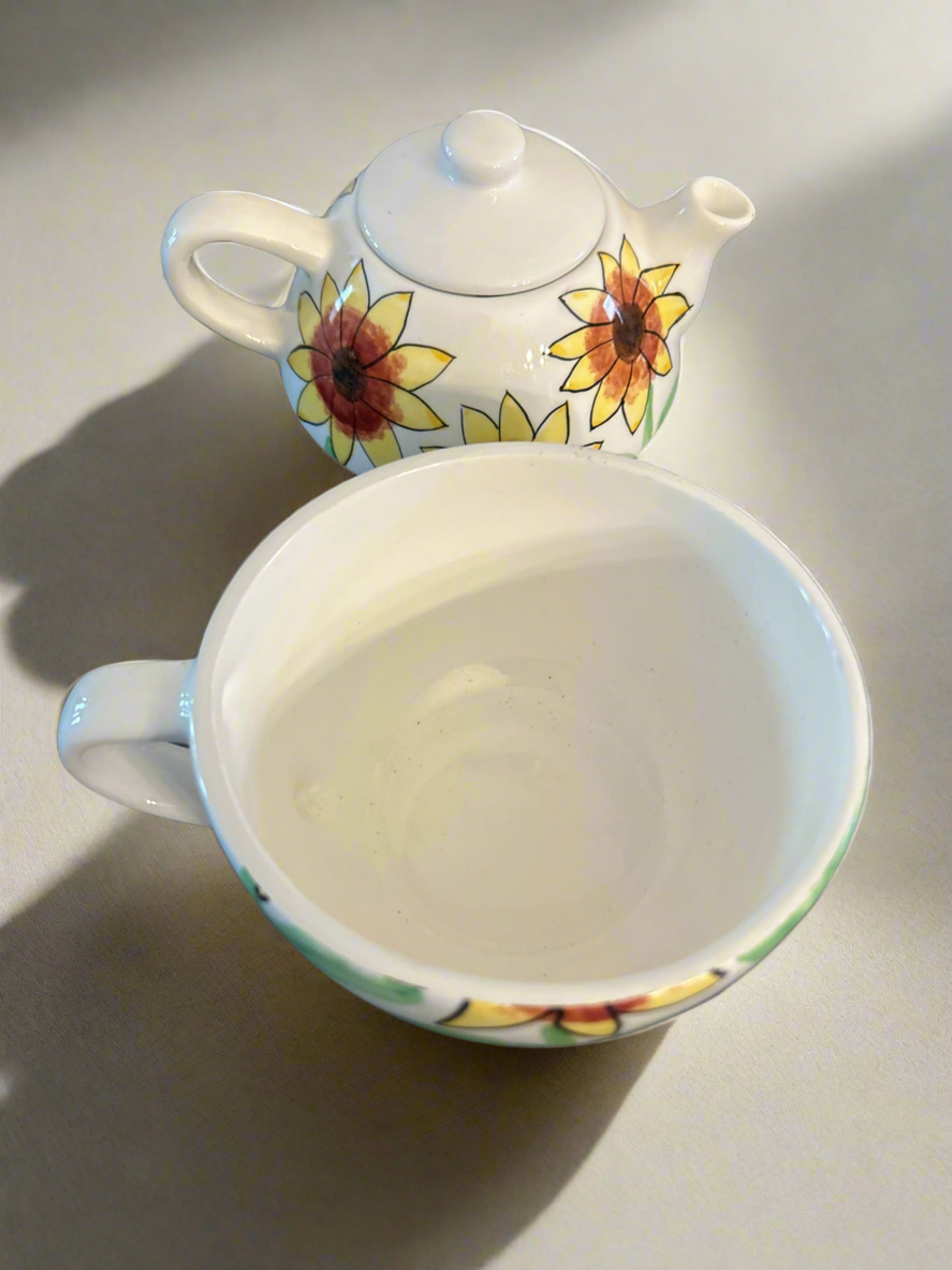 Sunflower Design Ceramic Tea for one teapot