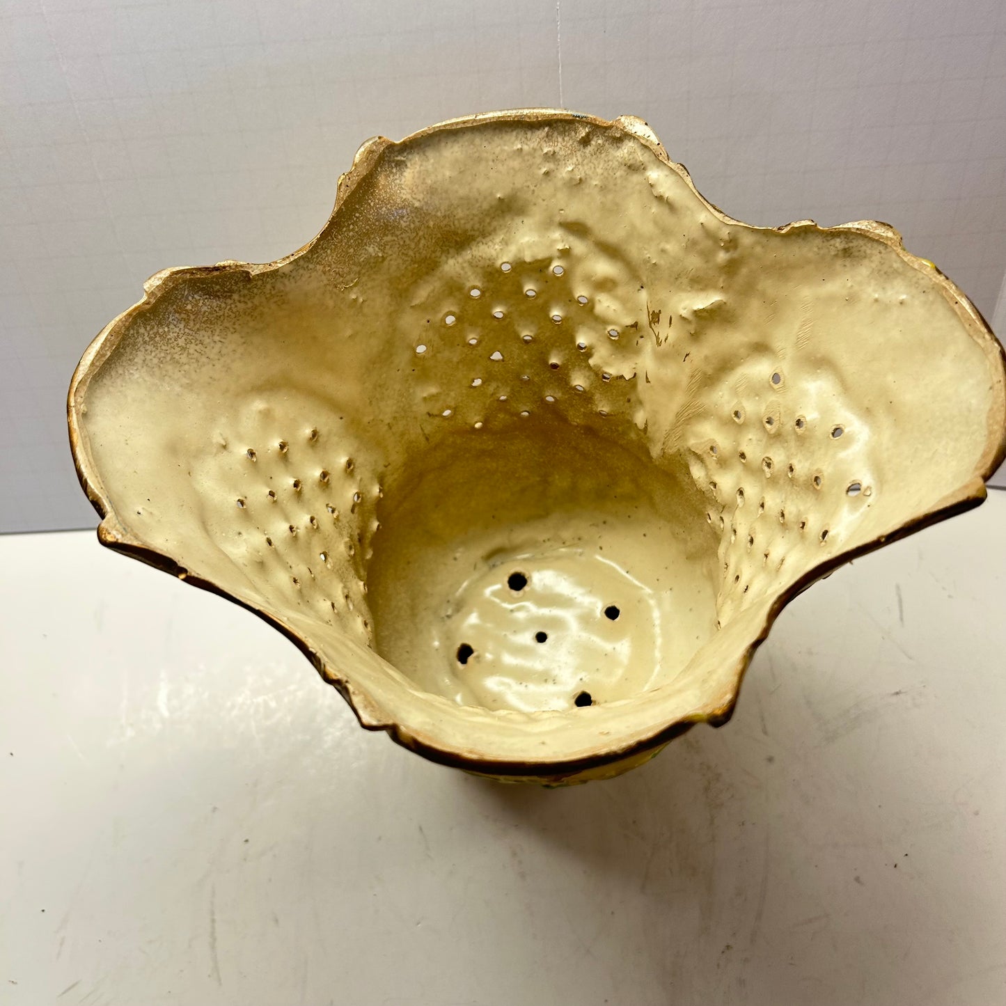 Victorian Design Pedestal Base Plantar with Cream, Gold and Floral Decor