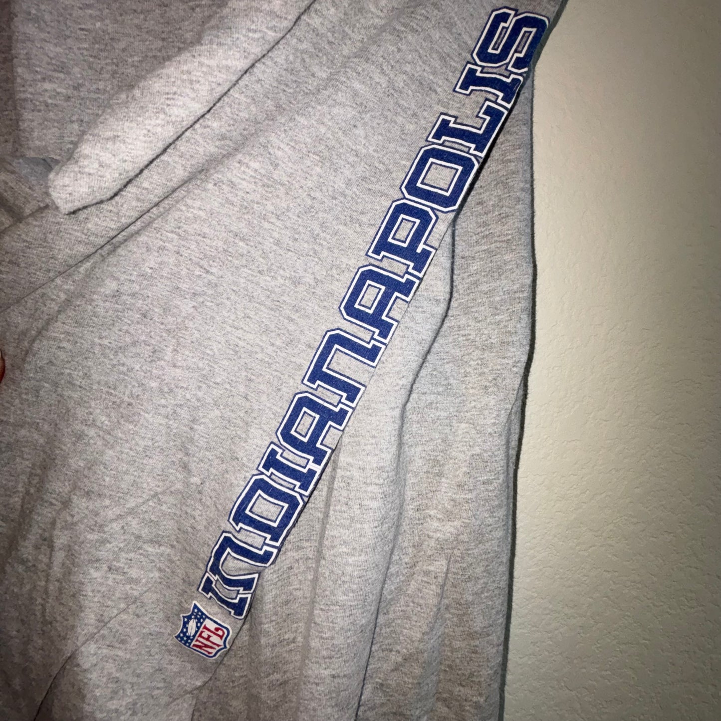 Vintage NFL Team Apparel, Indianapolis Colts gray with blue horseshoe logo, long sleeve shirt, size 2XL