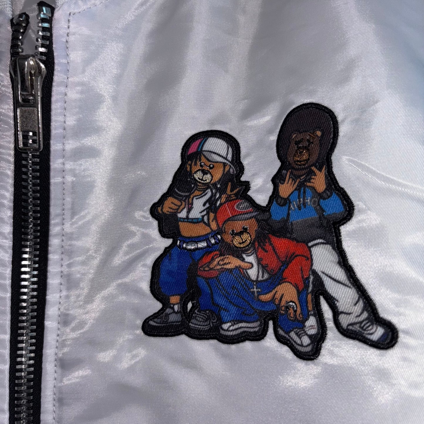 White bomber jacket, embroidered hip-hop characters men’s XL NWT