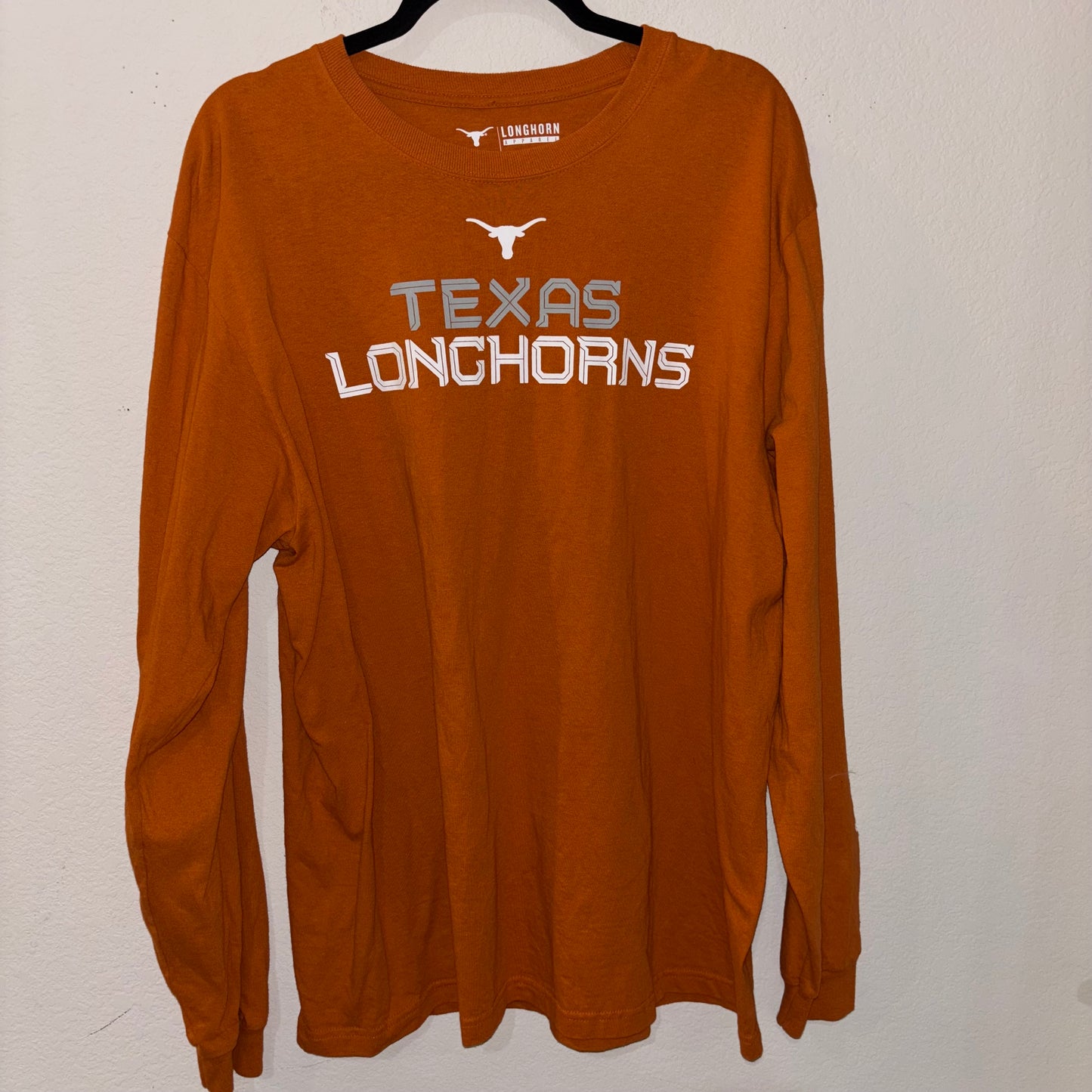Texas Longhorns orange Long Sleeve shirt size extra large