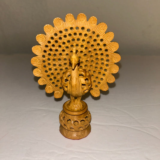 Vintage Whitewood Traditional Dancing Peacock Showpiece Figurine 5”