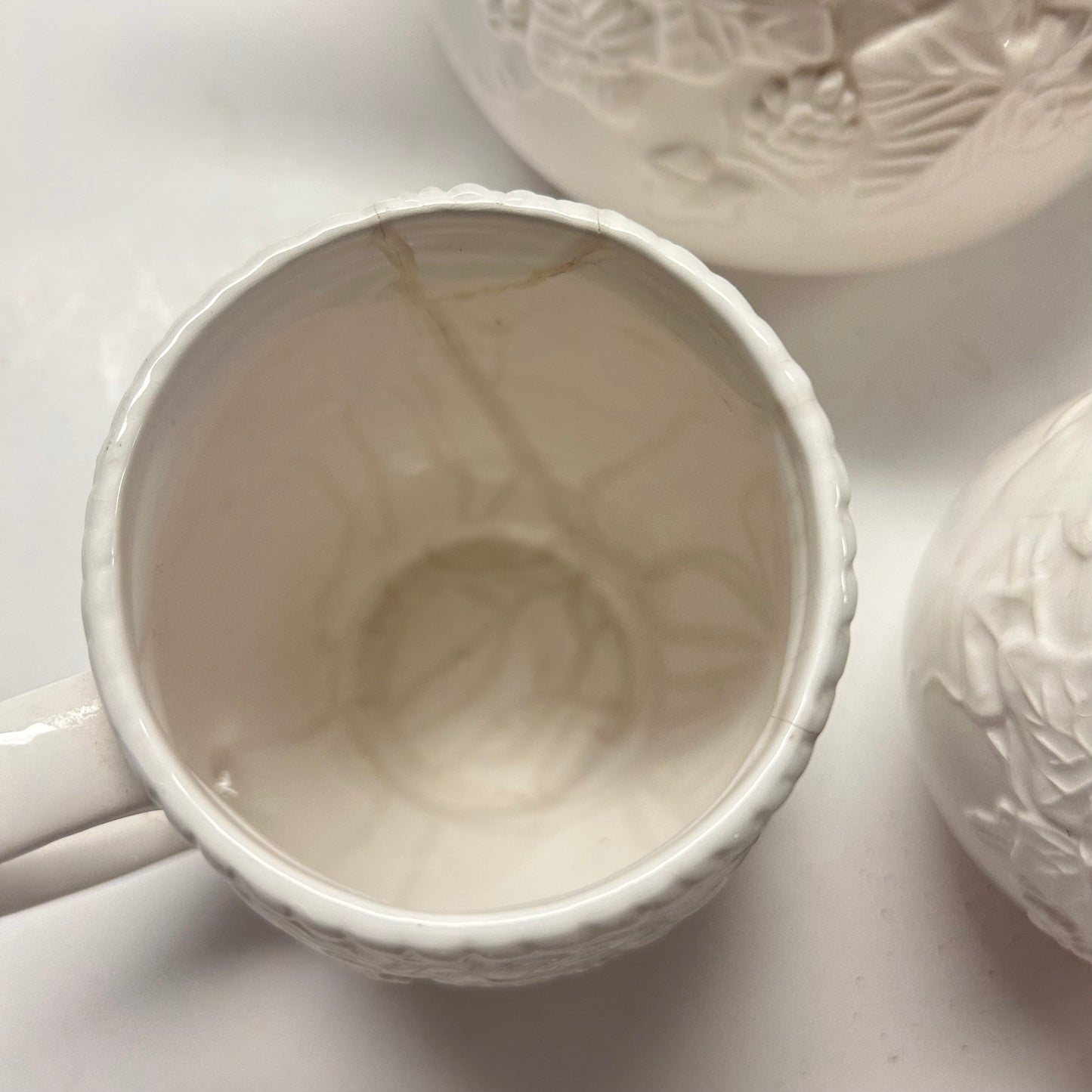 Cream Porcelain Ceramic Tea Set w/ Flower Designs (1 Tea Pot 2 Cups)