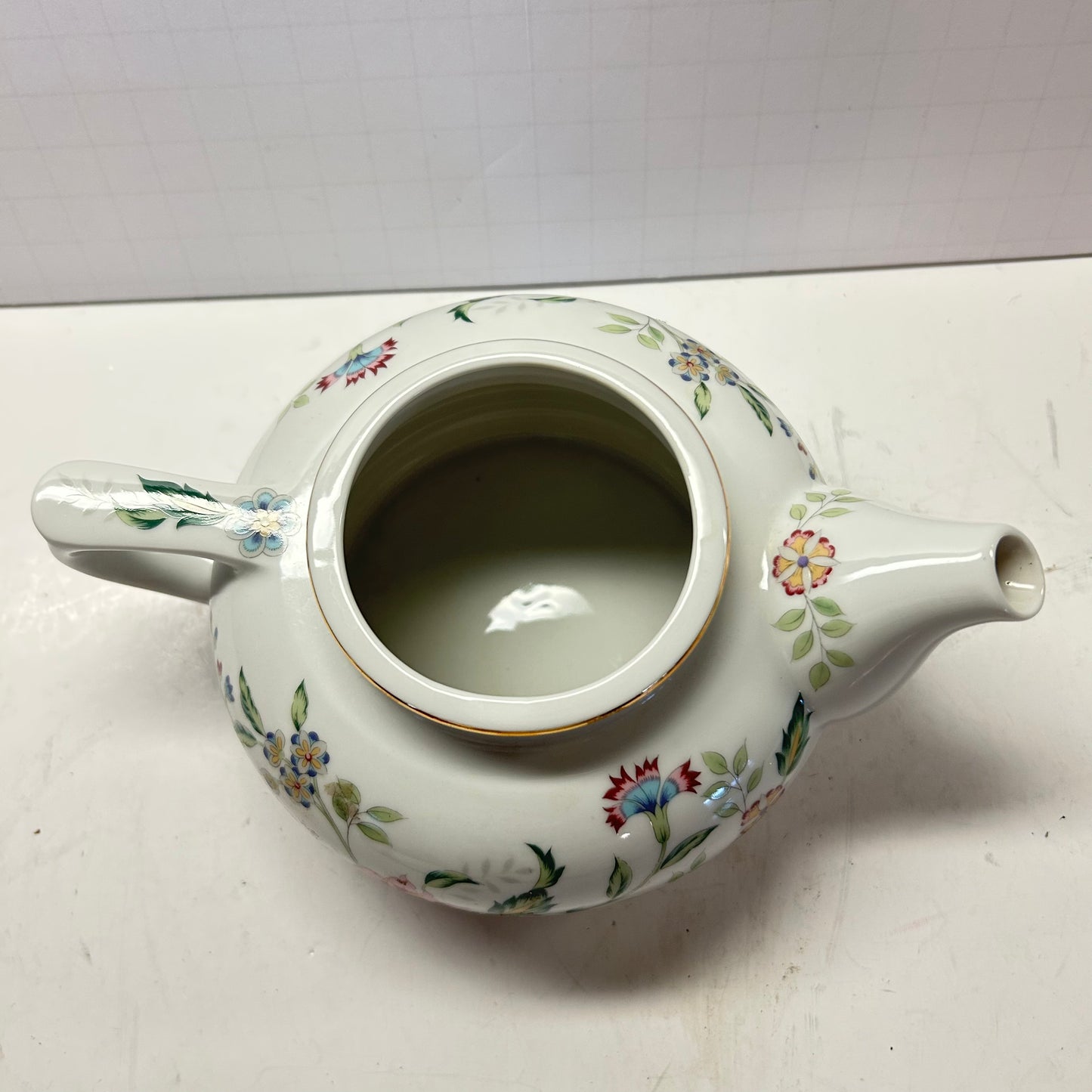 Ceramic White Floral Tea Pot