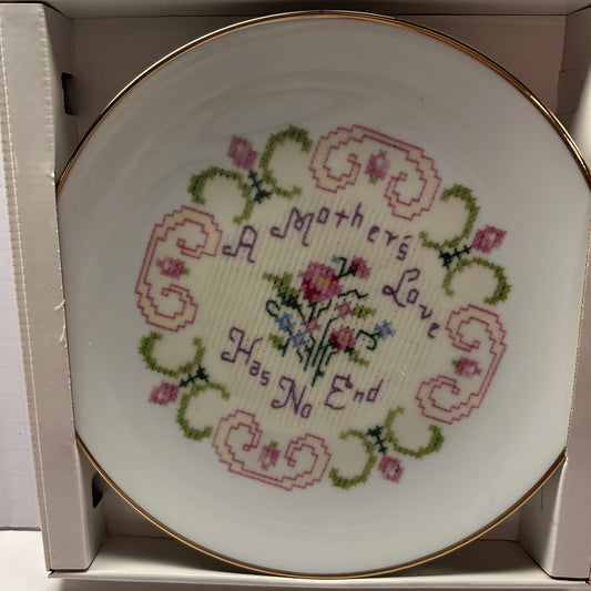 Mother Appreciation Cross Stitch Decorative Plate (Classic Home Collection)