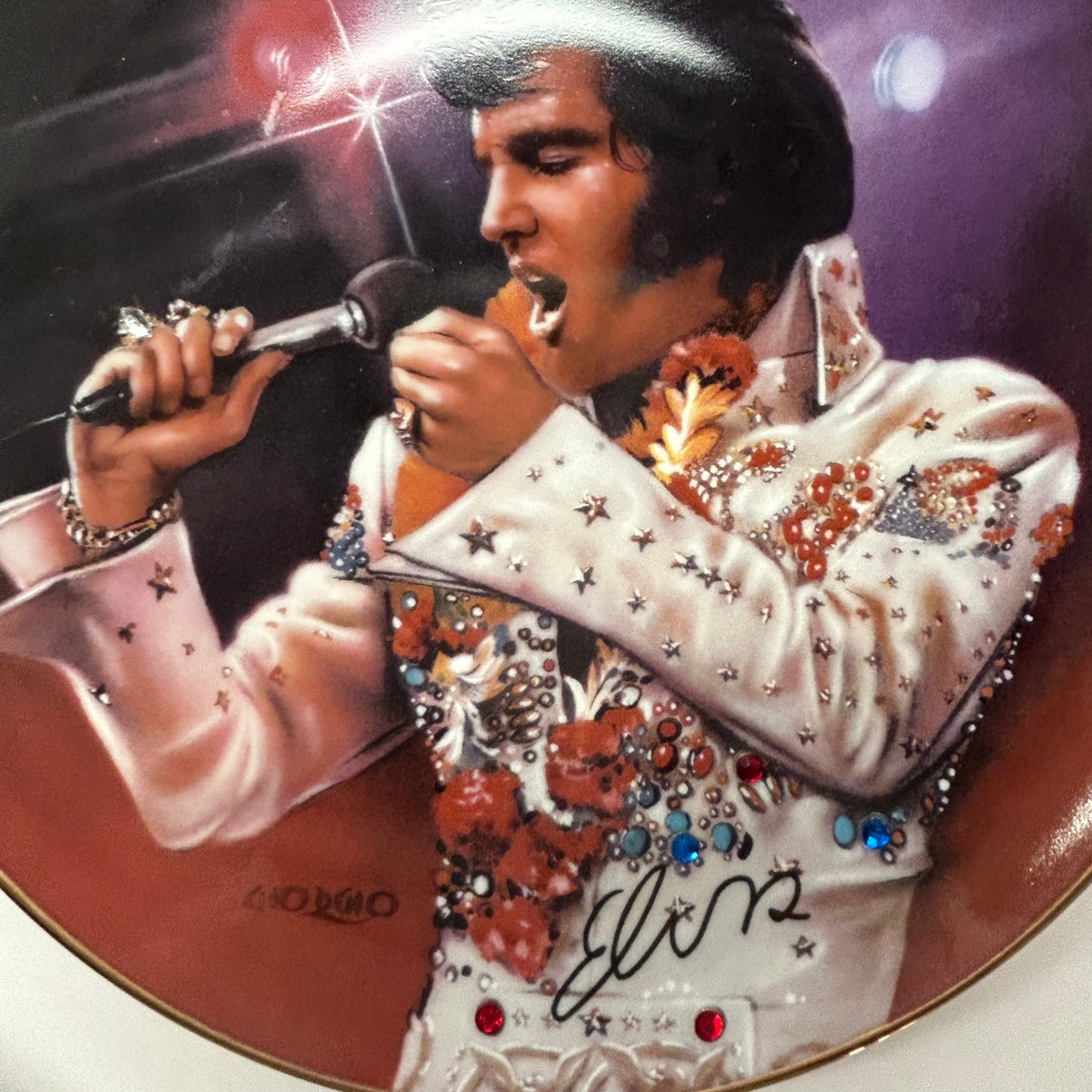 Collectable Elvis Plates (2 piece set)