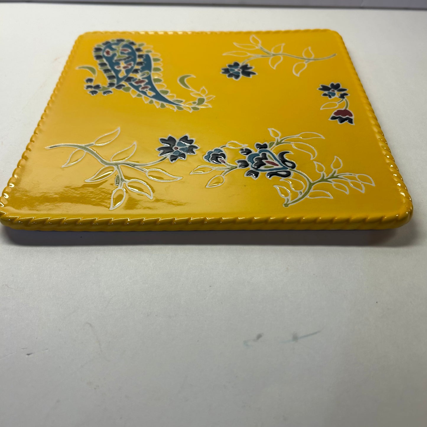 VB BRAND Hand Painted Art Ceramic Yellow and Blue Paisley Decorative TRIVET