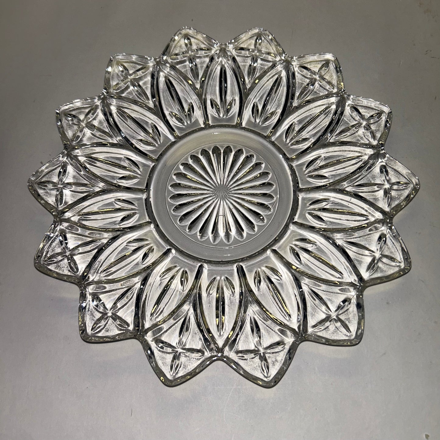 Vintage Federal Glass Flower Design Plate Set