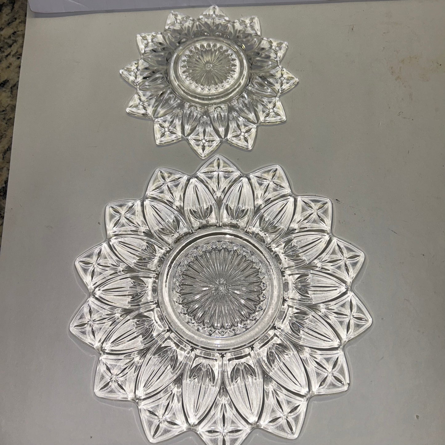 Vintage Federal Glass Flower Design Plate Set