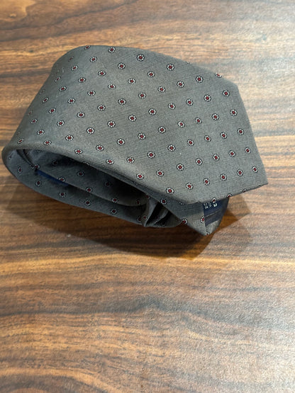 Krugs Gray Tie w/ Red polka Dots 70% Silk 30% Wool