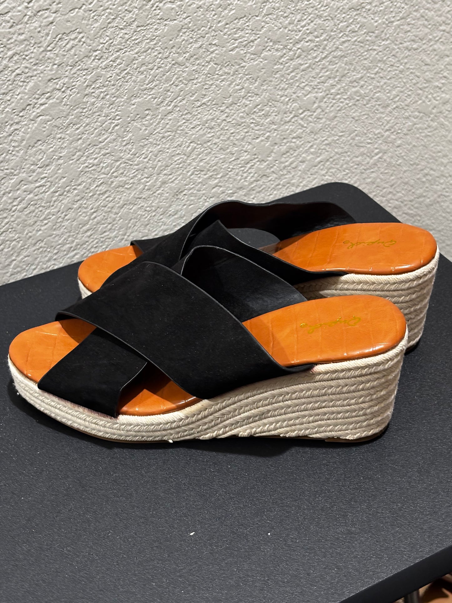 Qupid Women’s black wedge heel Espadrille shoes, size 9