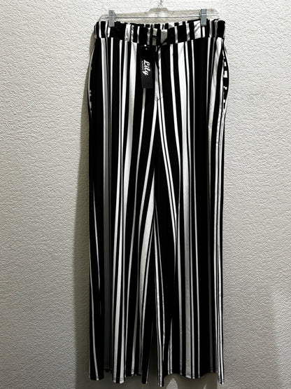 Lily by Firmiana Black and White striped Wide Leg Trouser Pants Women’s size XLarge