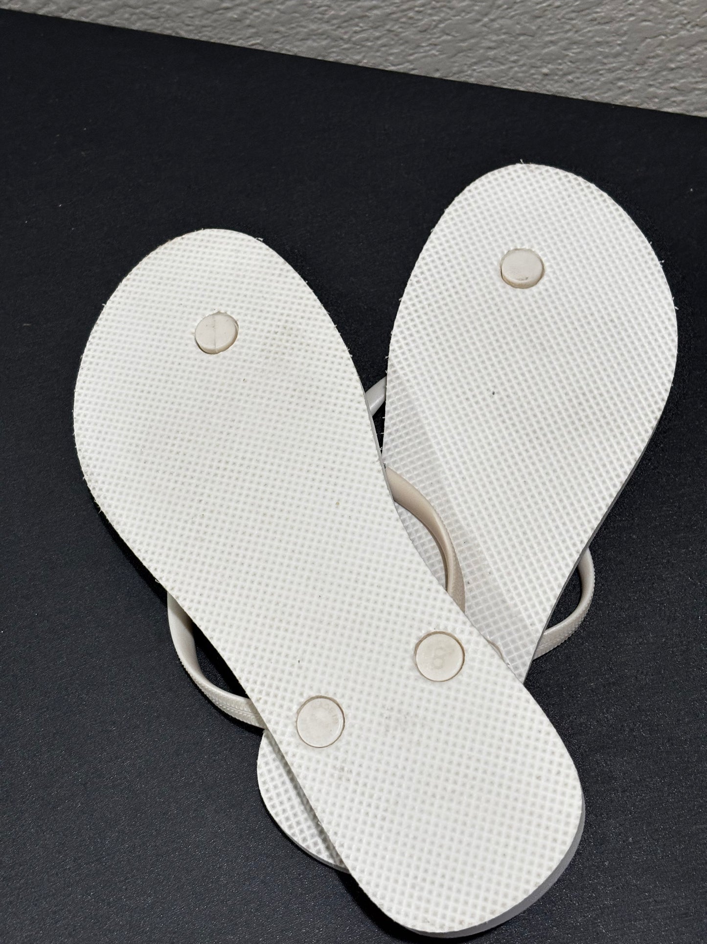 Old Navy Blue Red Stars and Stripes Women’s Flip Flops size 8