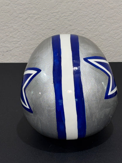 Dallas Cowboys hand painted ceramic skull head ￼