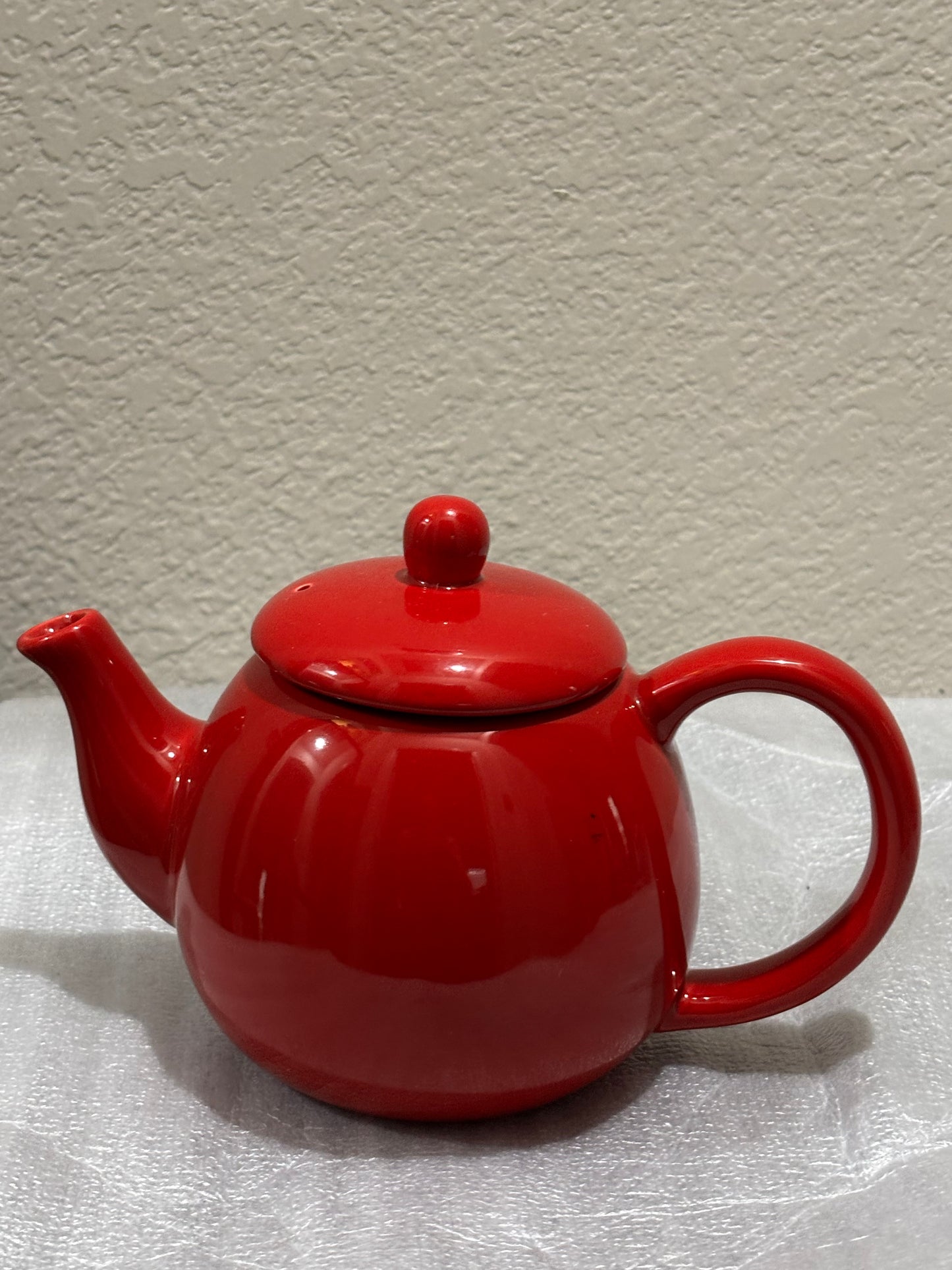 Oriental Red Ceramic Tea Pot with Gold Design
