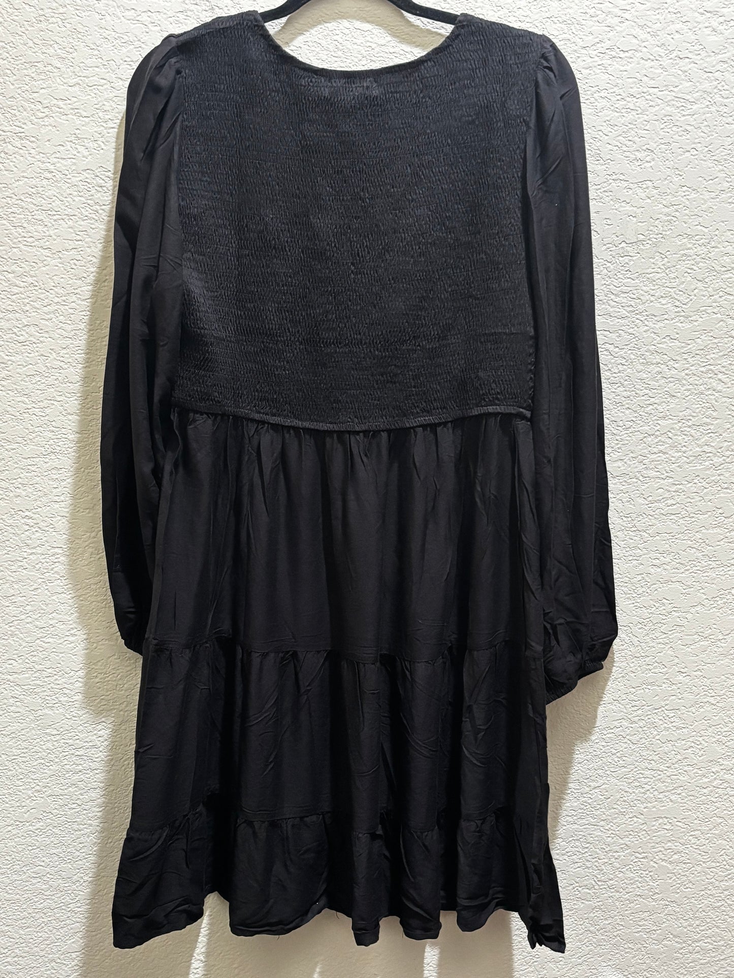 Zesica Black Long sleeve dress Women’s size XLarge
