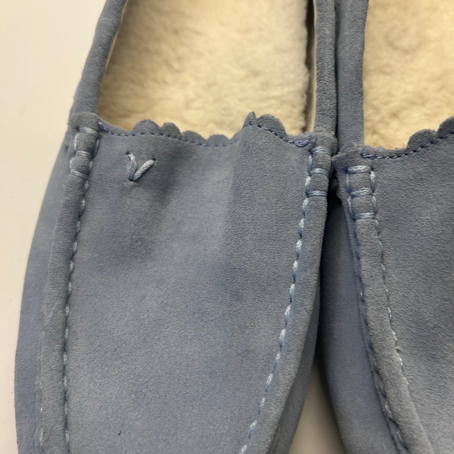 Vionic Gray Loafers w/ Cream Fur Soles size 9