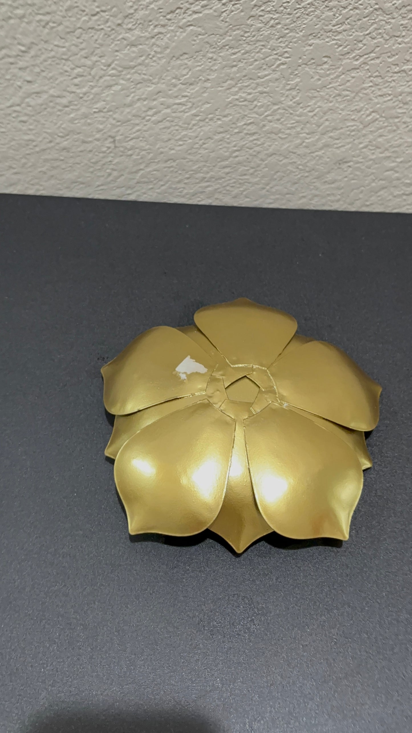 Gold Metal Flower Tealight holder