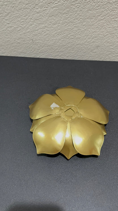 Gold Metal Flower Tealight holder