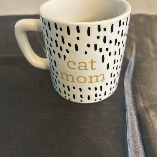 White  “Cat Mom” Mug