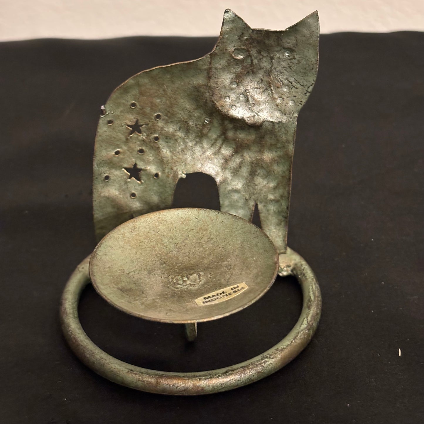 Cat Metal tea light holder