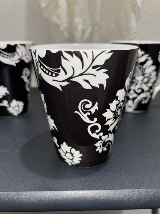 Black and white floral mug set of 3
