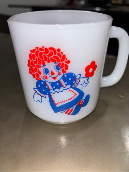 Raggedy Ann and Andy milk glass vintage coffee cup