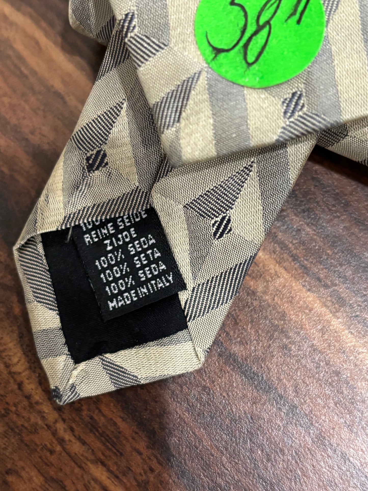 Novia Collection cream, and blue diamond pattern 100% Silk Tie 58”