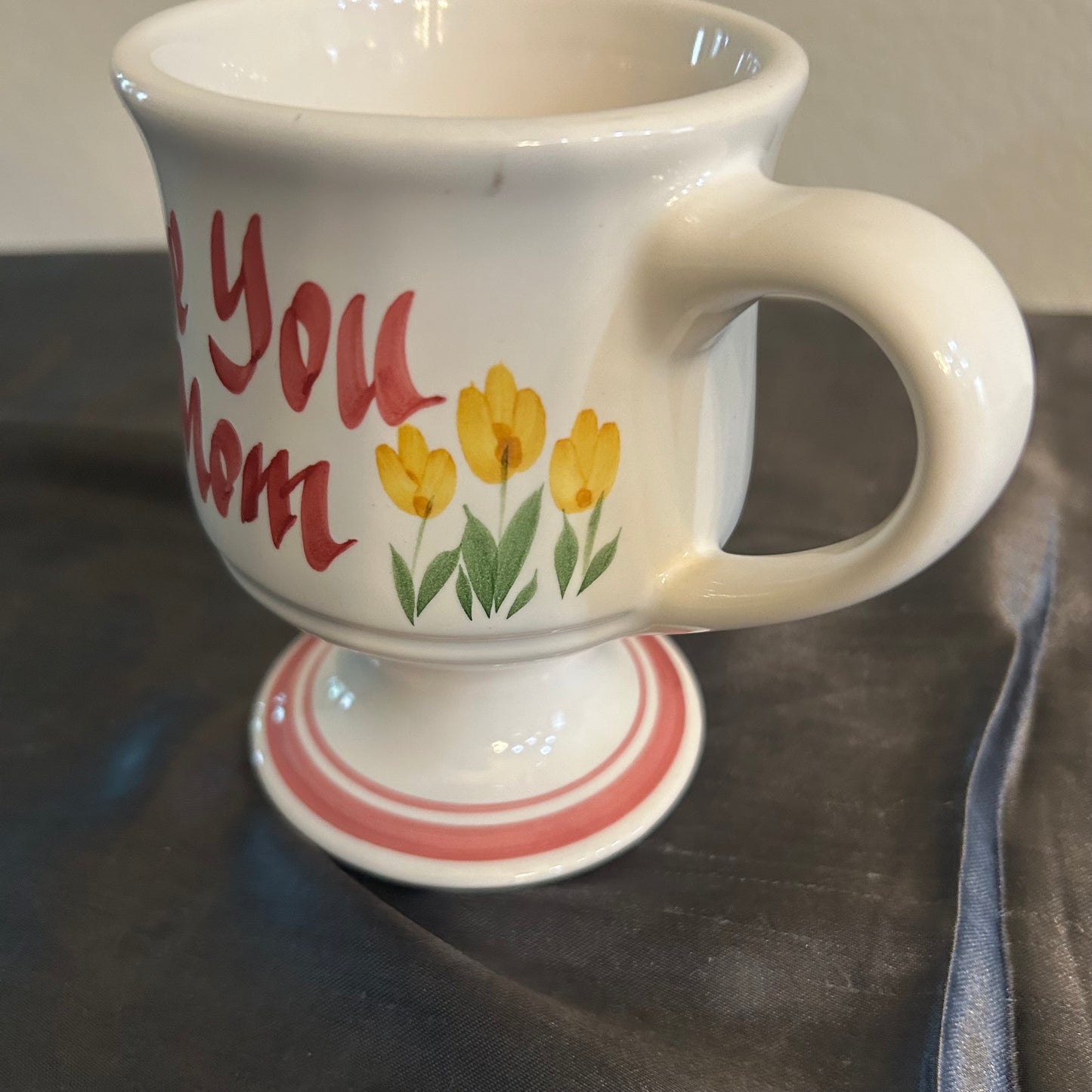 “Love You Mom” Mug w/ Flowers 8oz
