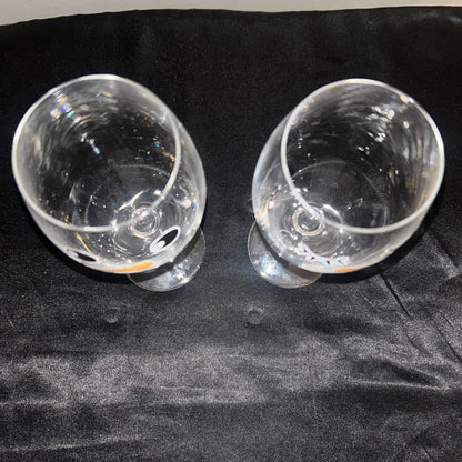 Snowman wine glasses (set up 2)9 inches tall￼