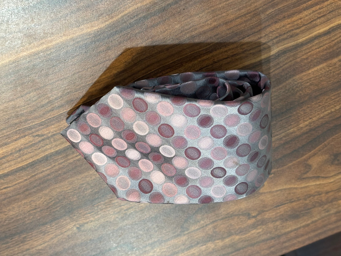 Alfani Gray w/ Pink Dots Tie 100% Silk 57”