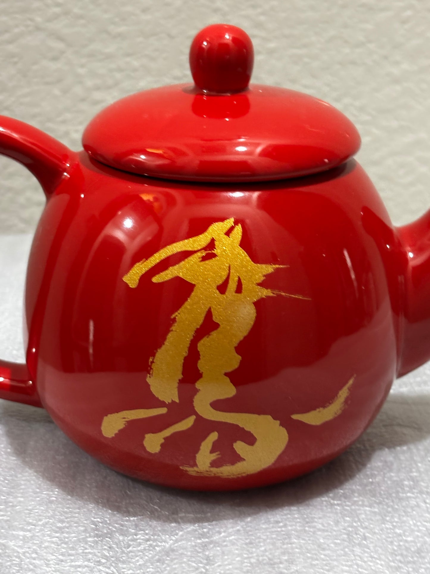 Oriental Red Ceramic Tea Pot with Gold Design