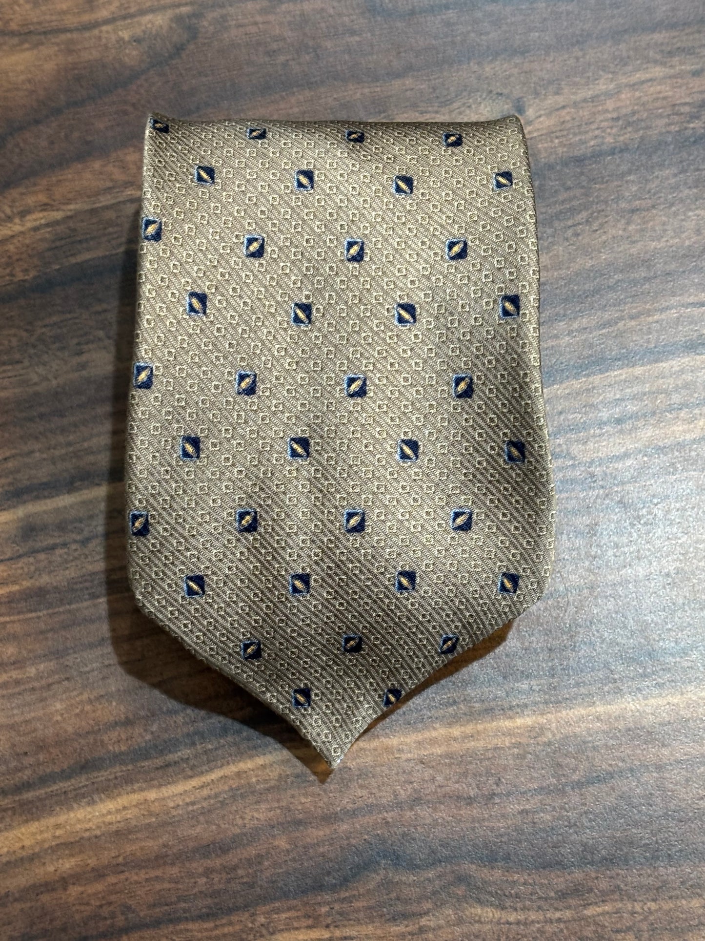 Nautica Gold w/ Blue 59”100% Silk Tie
