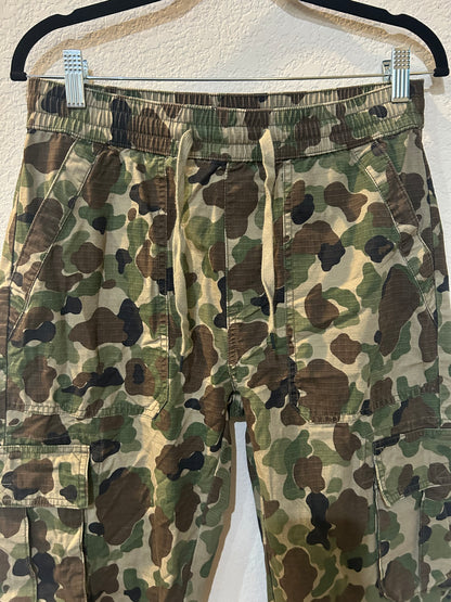 LCKR Camo Pants Size Medium