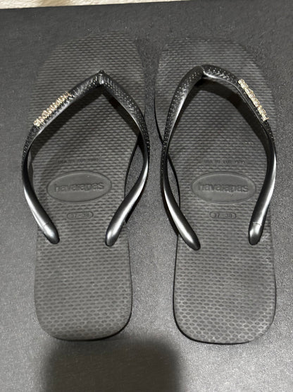 Havaianas Women’s Black Flip Flops size 6.5