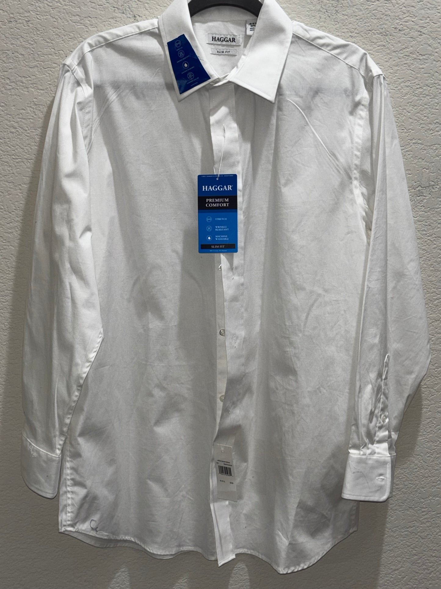 Haggar White Mens Button Down long sleeve shirt (NWT)