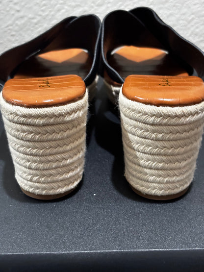 Qupid Women’s black wedge heel Espadrille shoes, size 9